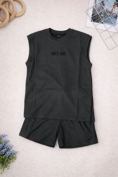 بدلة كت nike ولادي