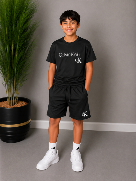 بدله ولادي calvin klein محير