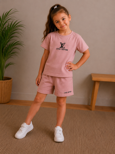 بدلة Louis Vuitton بناتي محير