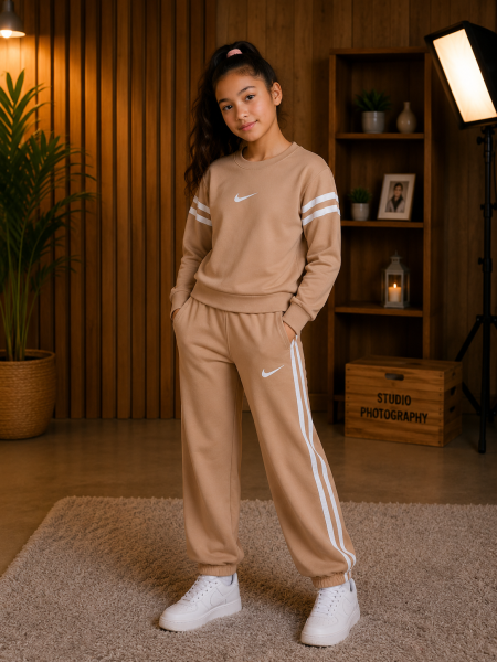 بدلة nike بناتي