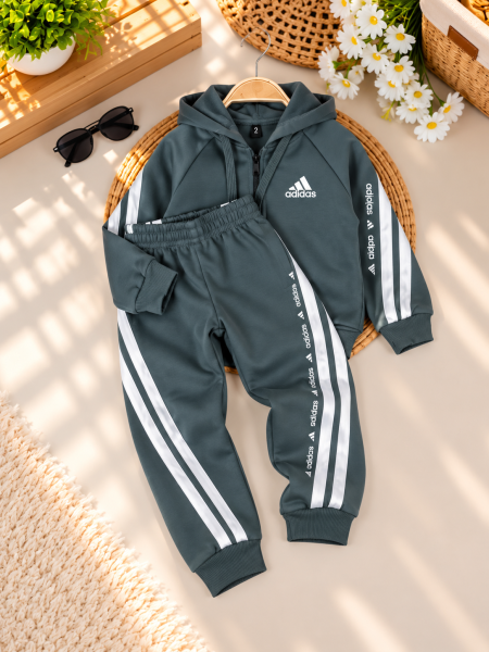 بدلة Adidas ولادي