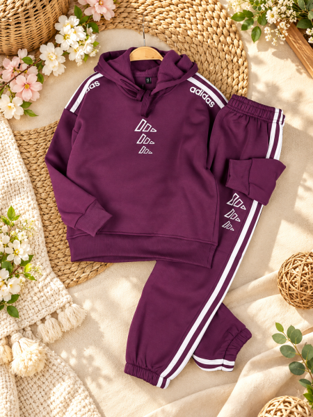 بدلة Adidas محير